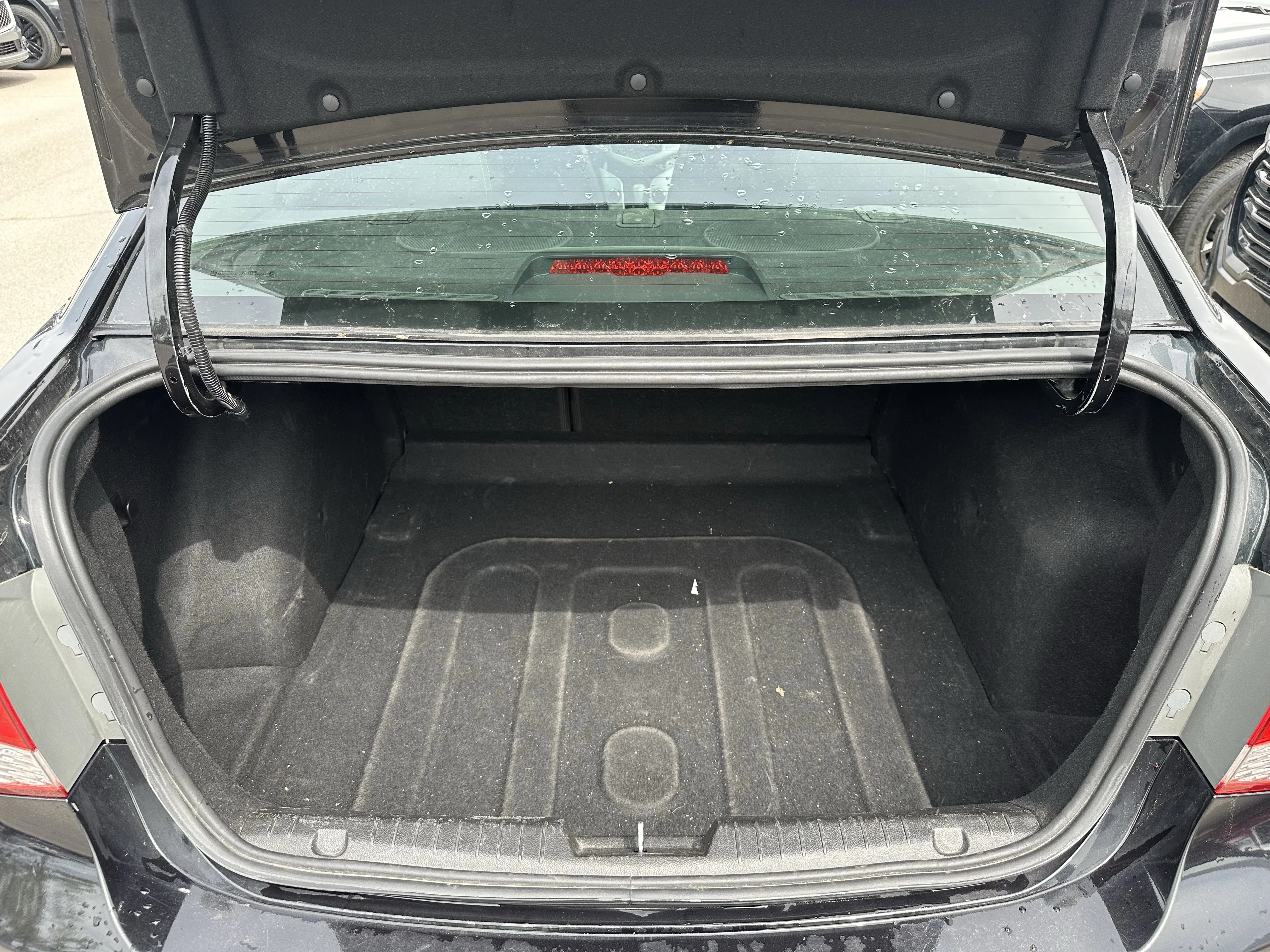 Used 2015 Black Chevrolet 2LT image 7