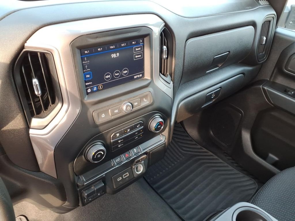 Used 2022 Northsky Blue Metallic Chevrolet Custom image 6