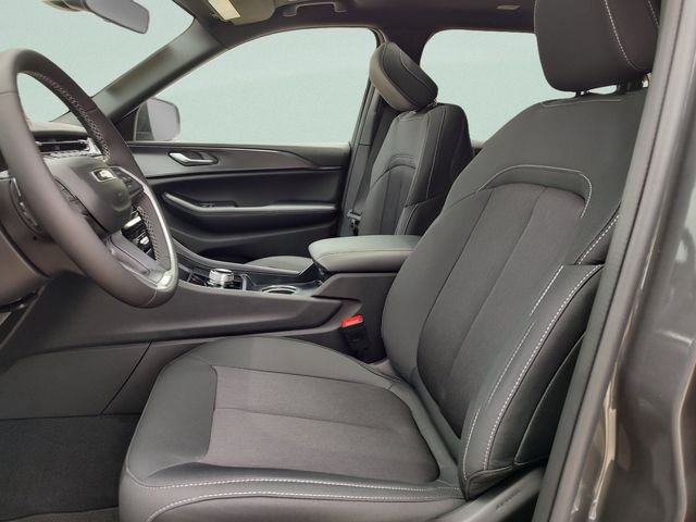 New 2026 Baltic Gray Metallic Clear-Coat Exterior Paint Jeep Laredo image 28