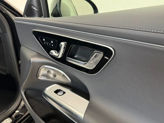 New 2027 Black Mercedes-Benz E 350 image 40