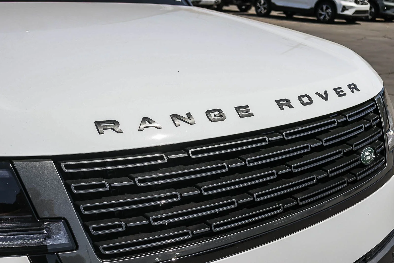 2026 Land Rover Range Rover SE - Photo 15