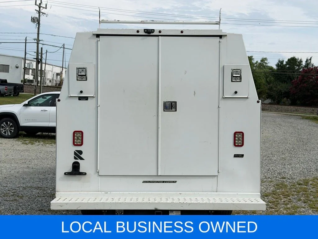 Used 2022 White Chevrolet Work Van image 7