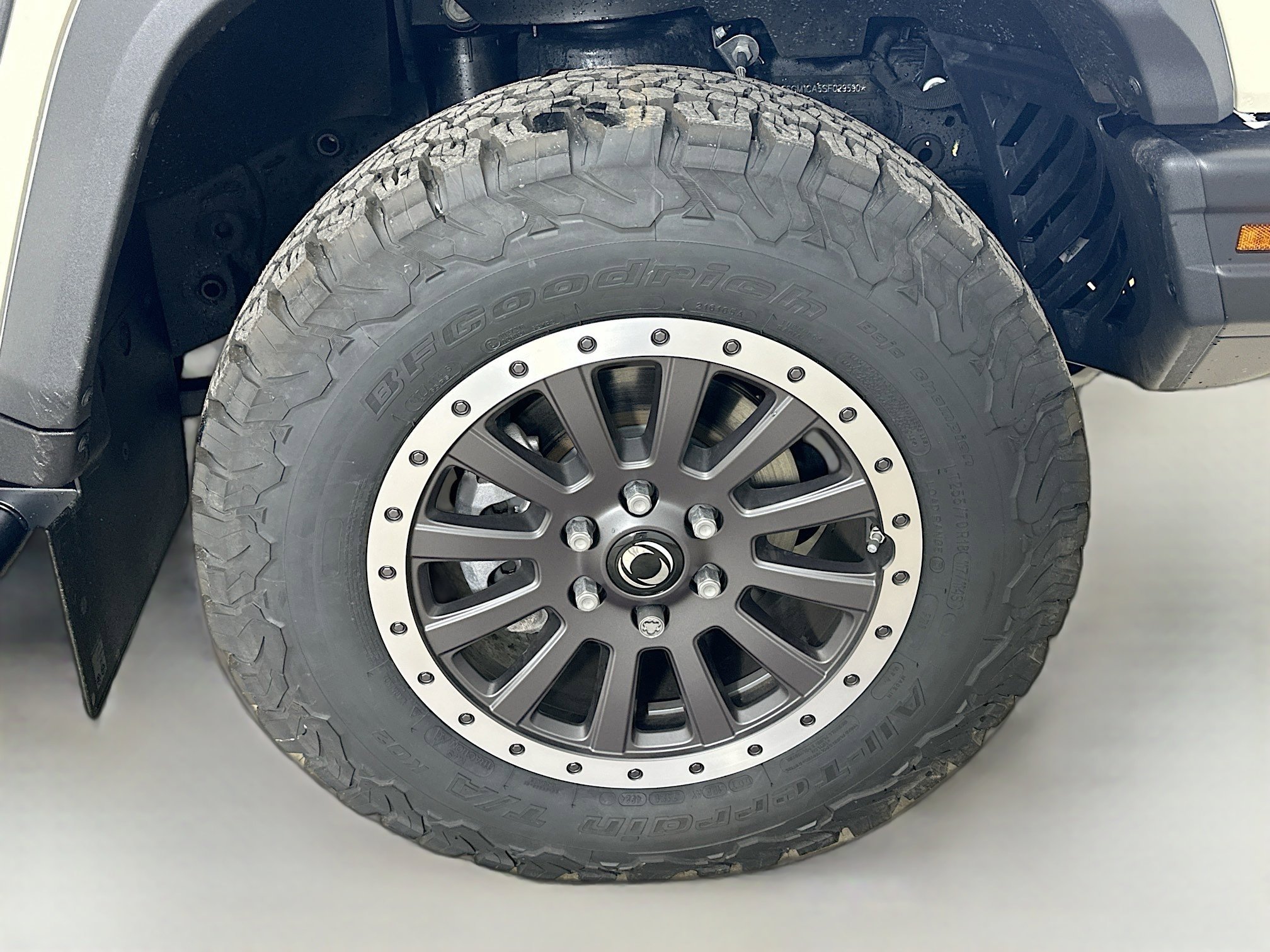 New 2025 Scottish White INEOS Fieldmaster Edition image 11