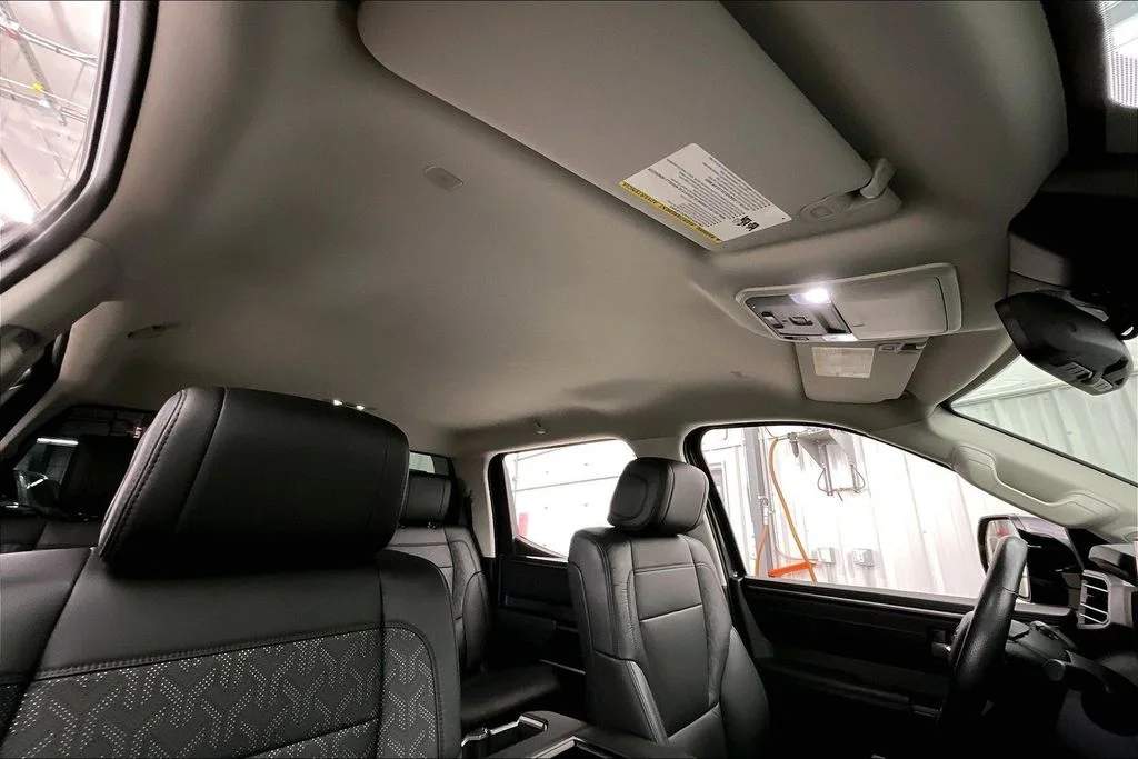 2024 Toyota Tundra Limited - Photo 27