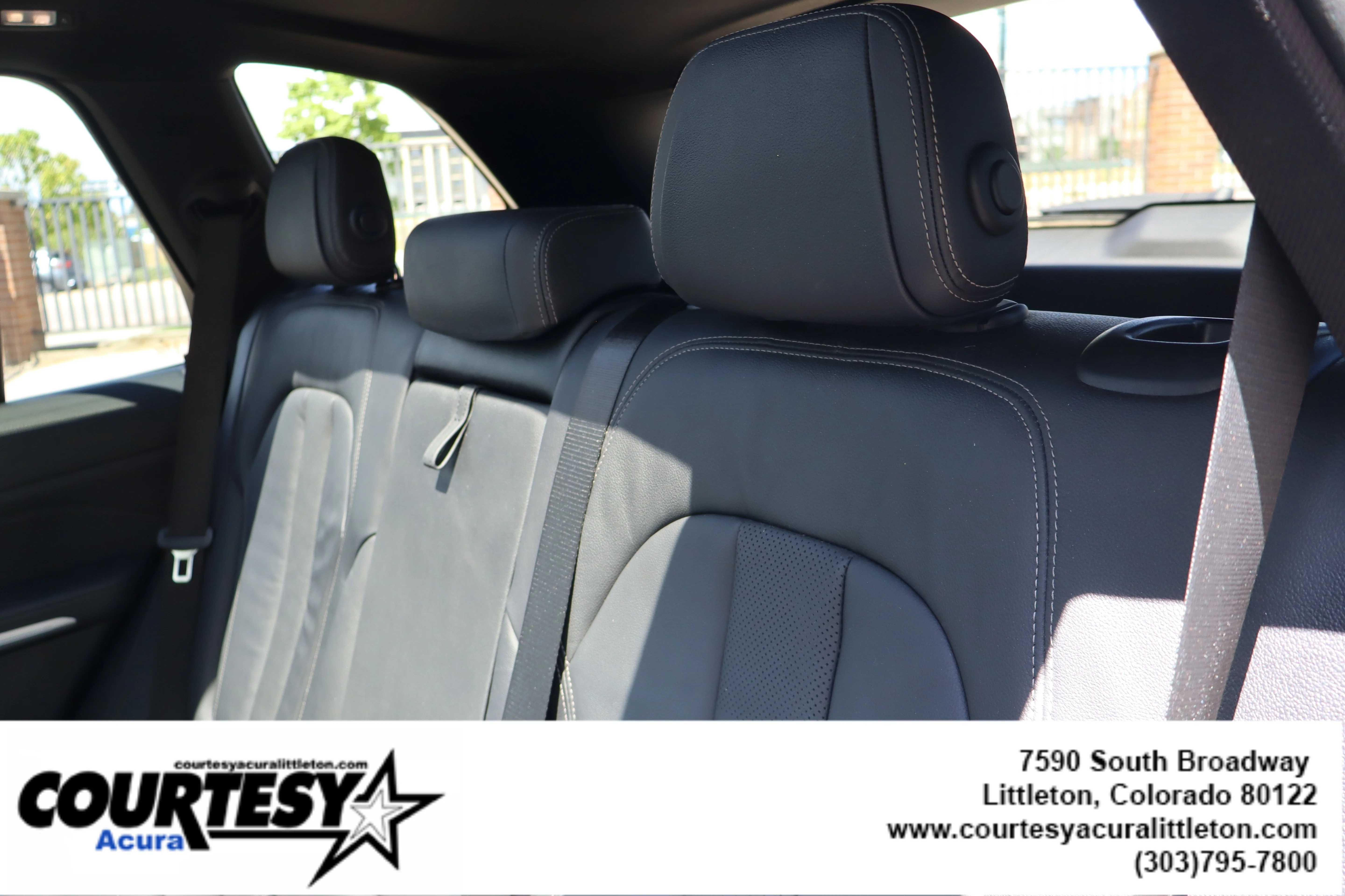 Used 2020 Jet Black BMW xDrive40i image 26