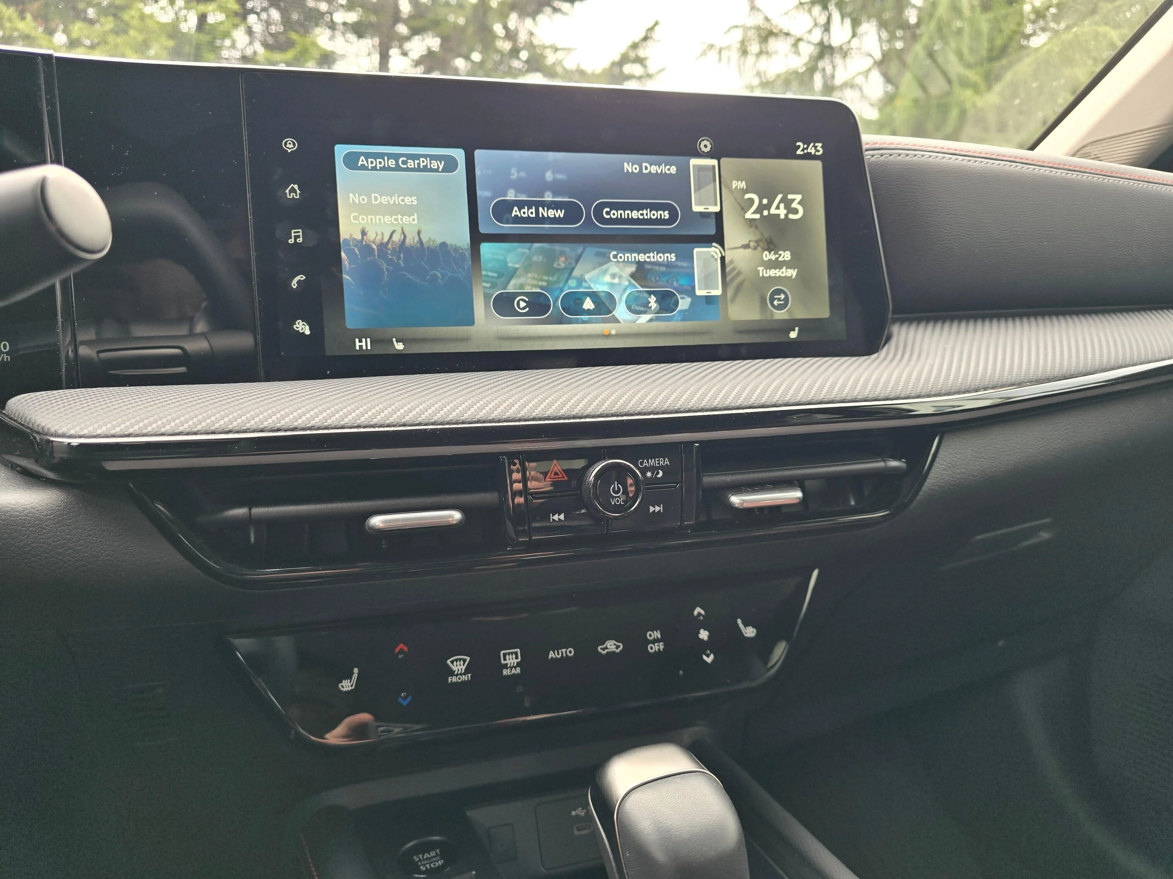 Used 2025 Blue Metallic Nissan SR image 18