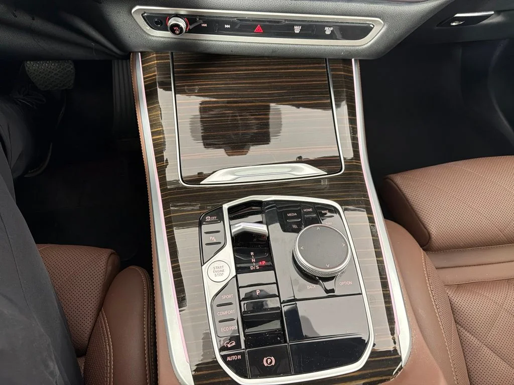 Certified Used 2026 Alpine White BMW xDrive40i image 28