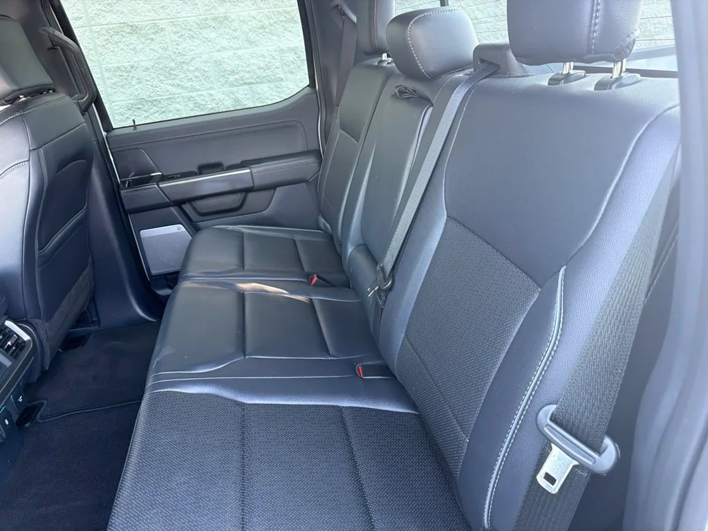 Used 2025 Space White Metallic Ford Lariat image 11