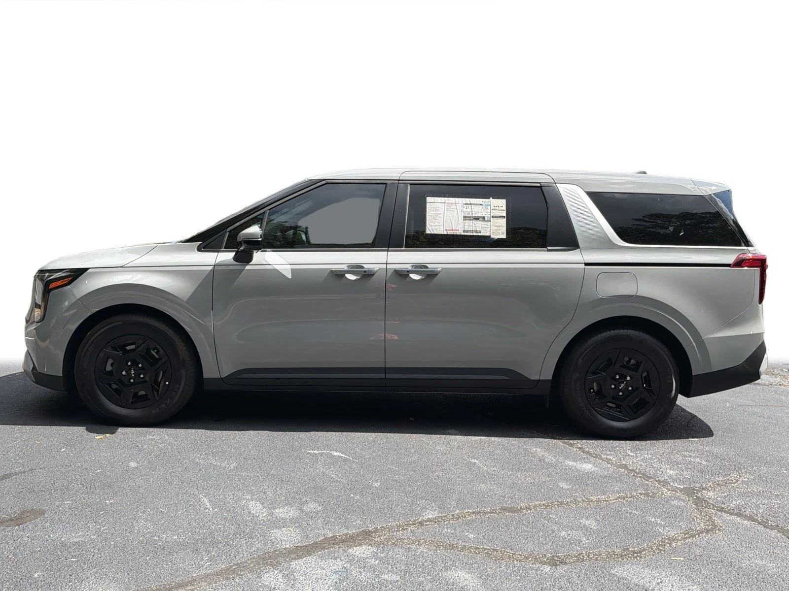 New 2027 Ceramic Silver Kia LXS image 23