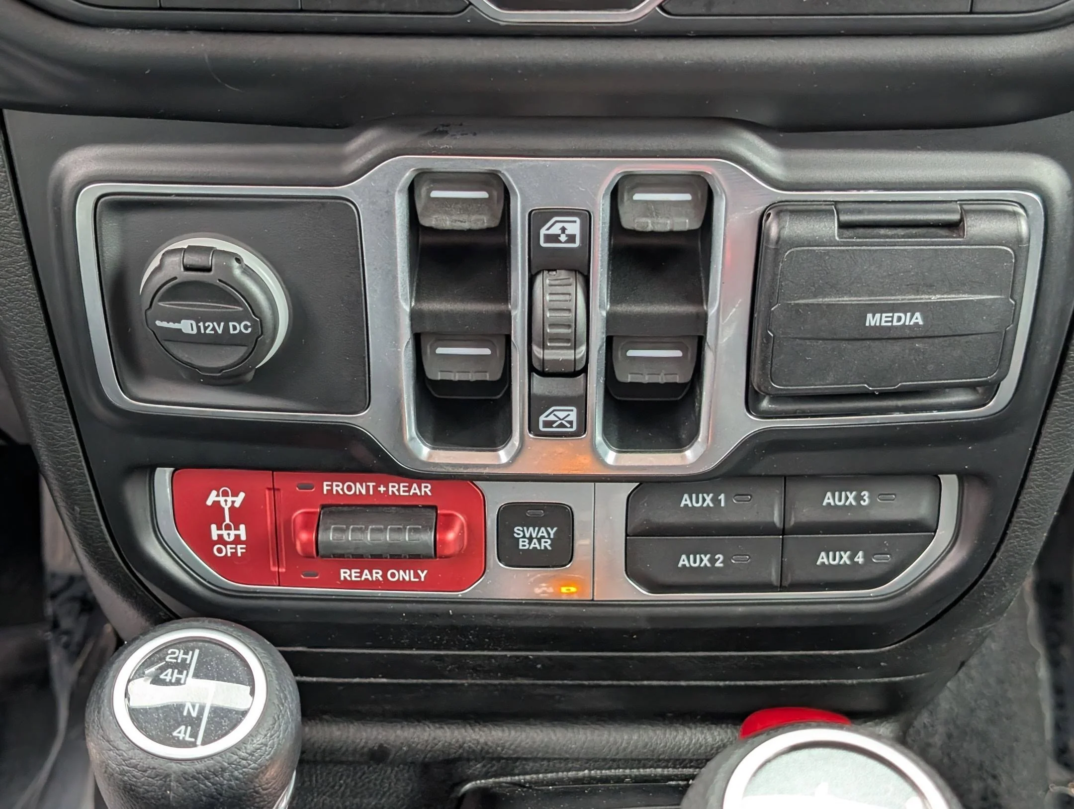 Used 2020 Firecracker Red Clearcoat Jeep Rubicon image 23