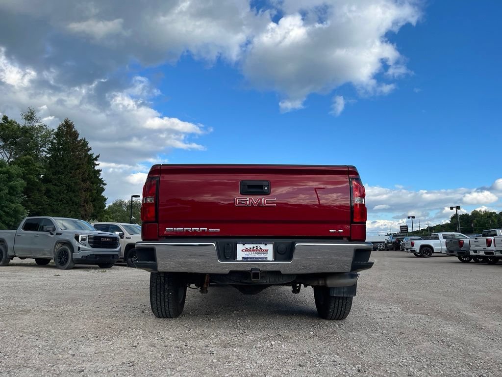 Used 2019 RED QUARTZ TINTCOAT GMC SLE image 7