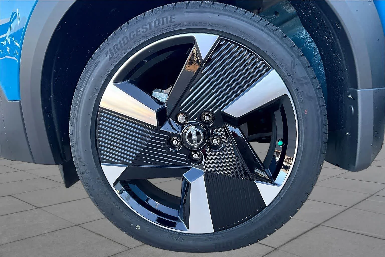 2025 Nissan Kicks SR - Photo 12