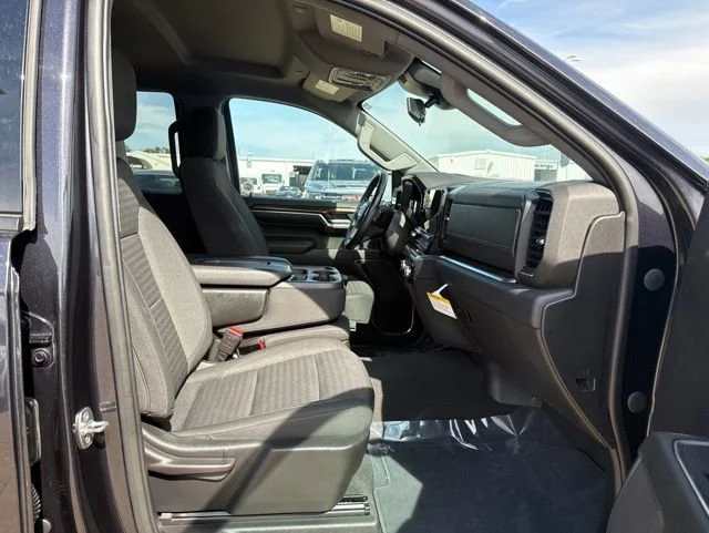 Used 2022 Titanium Rush Metallic GMC Elevation image 51