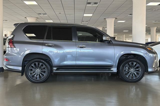 Used 2023 Nebula Gray Pearl Lexus 460 image 3