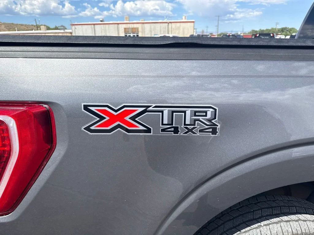 Used 2021 Gray Ford XLT image 7