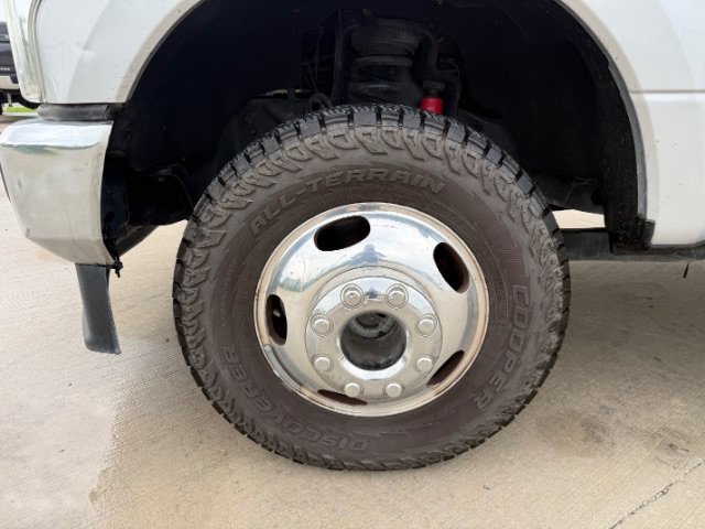 Used 2017 Silver Ford XLT image 10