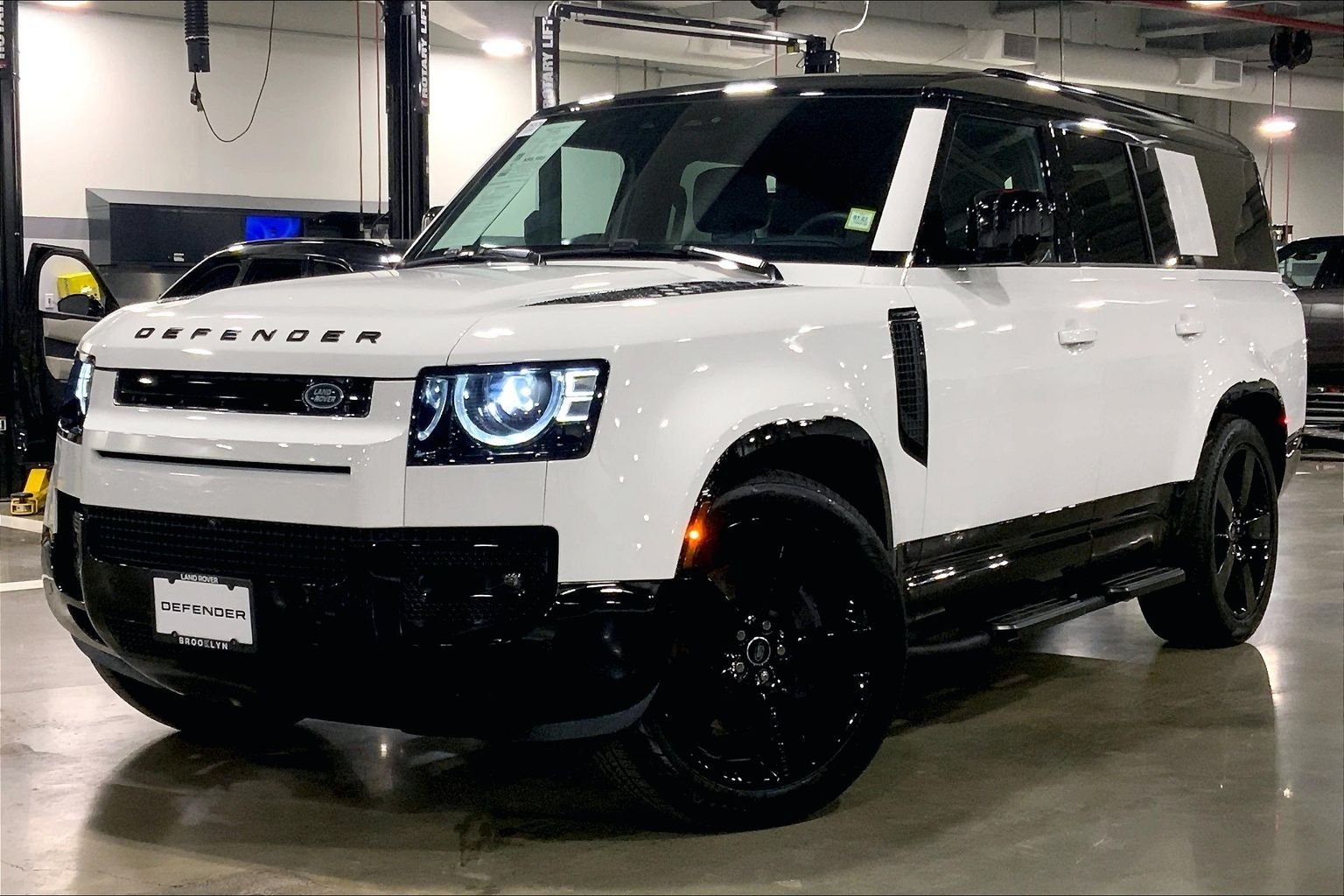 2025 Land Rover Defender
