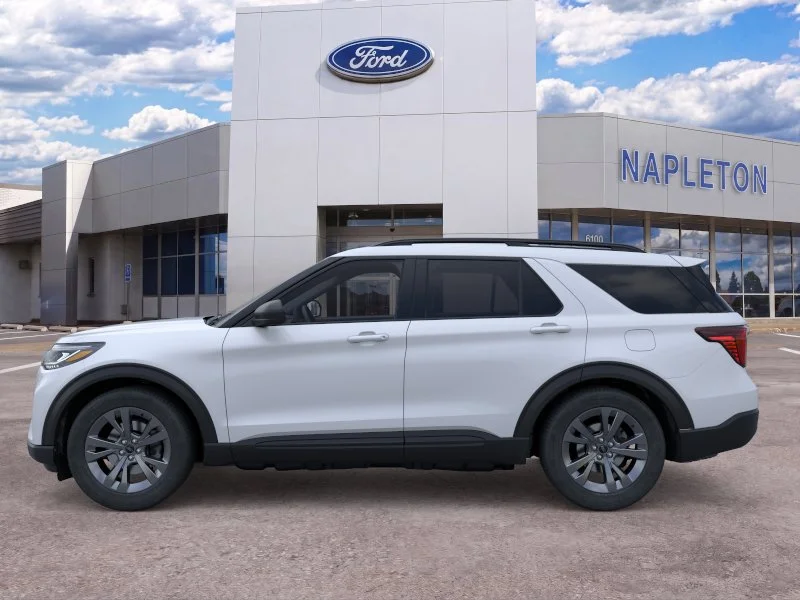 New 2026 Space White Metallic Ford Active image 40