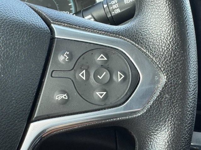 Used 2020 SILVER ICE METALLIC Chevrolet LS image 23