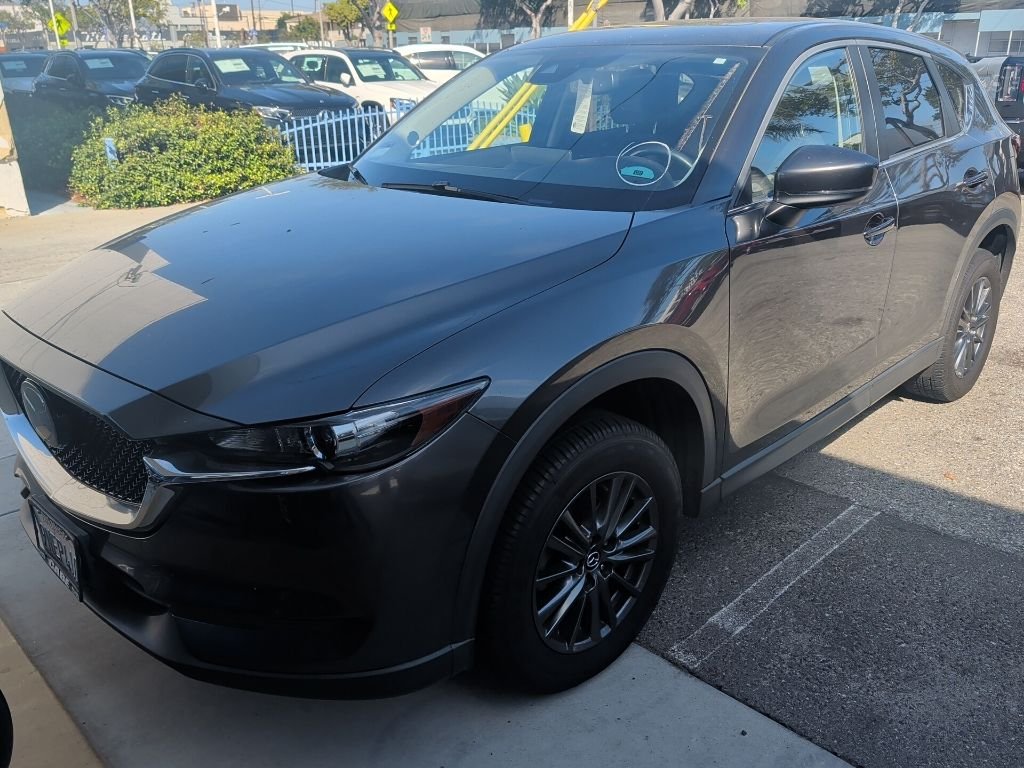 2021 Mazda CX-5 Touring Auto's photo