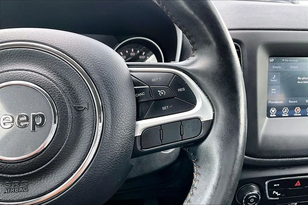 Certified Used 2019 Silver Jeep Latitude image 12