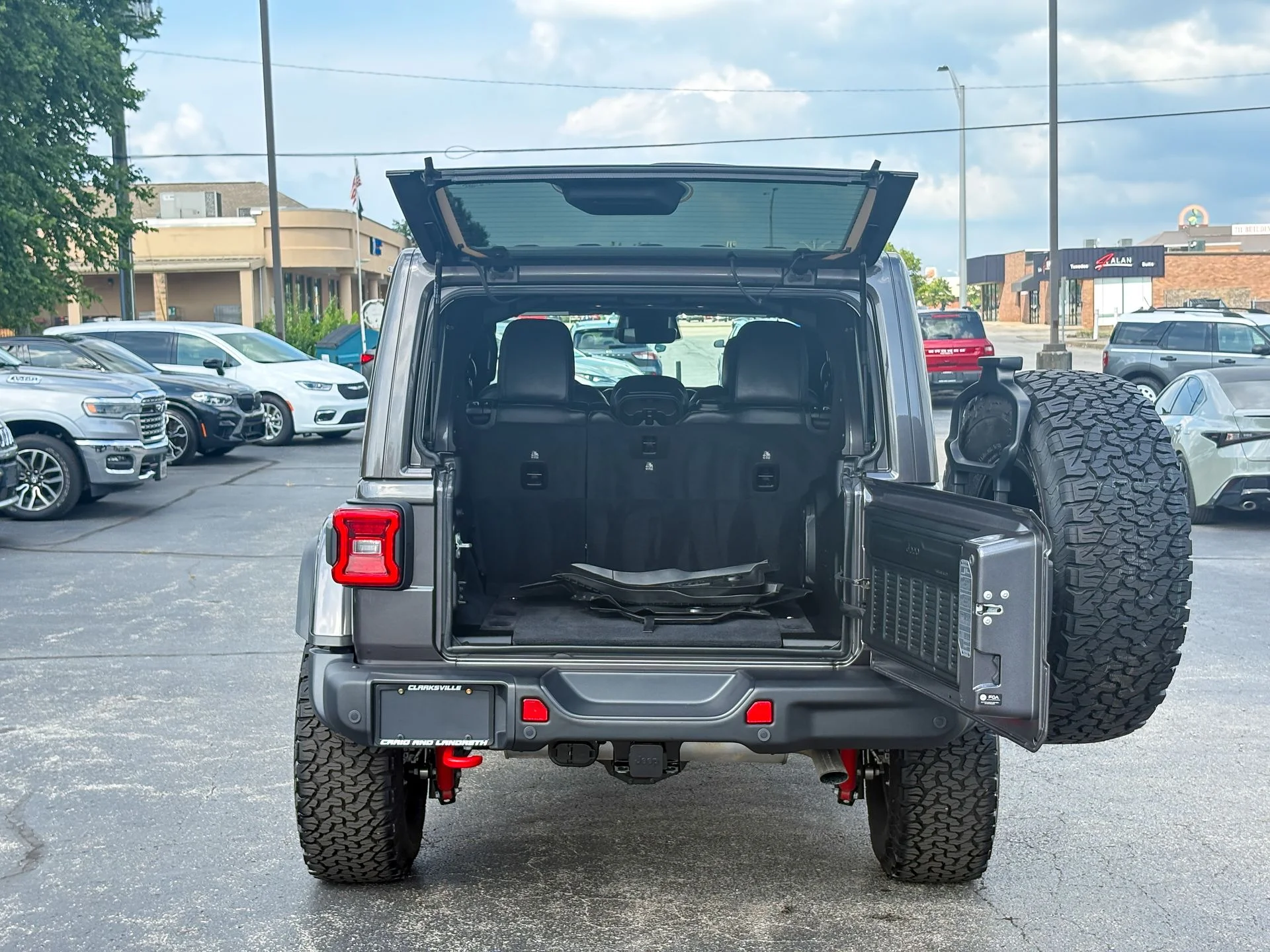 Used 2026 Gray Jeep Rubicon X image 40