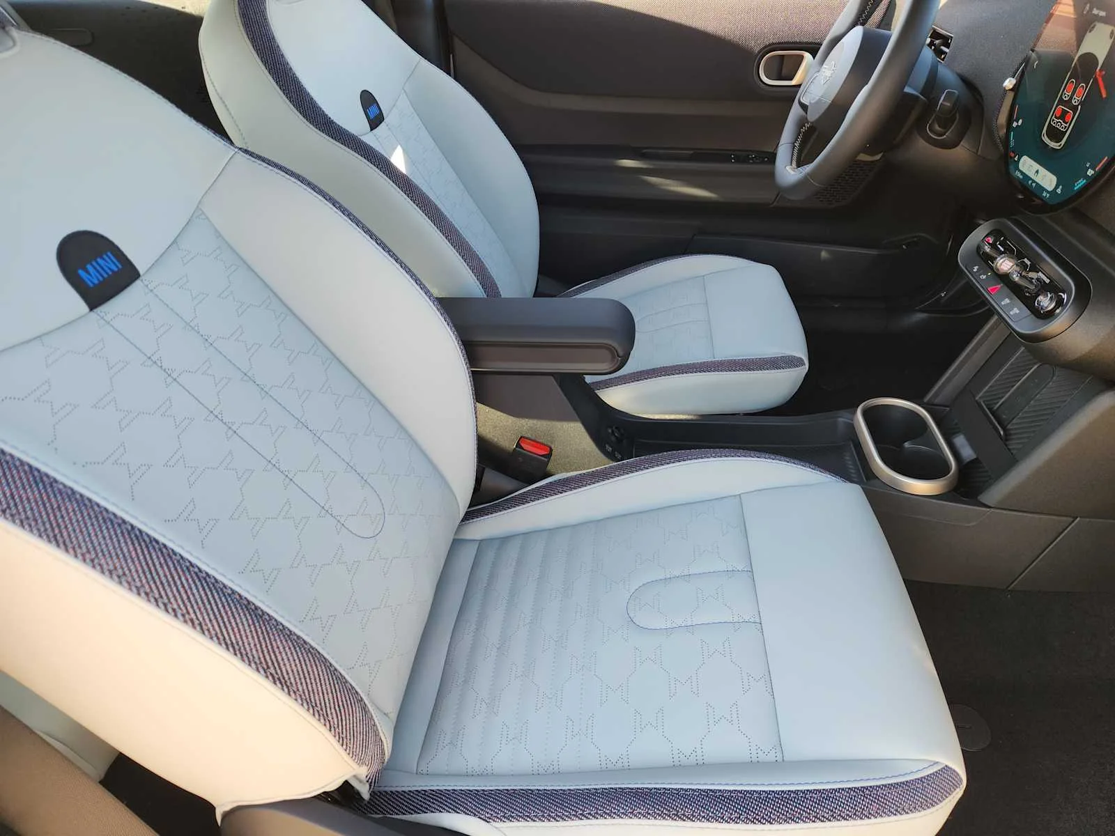 New 2026 Nanuq White Metallic MINI Cooper S image 5