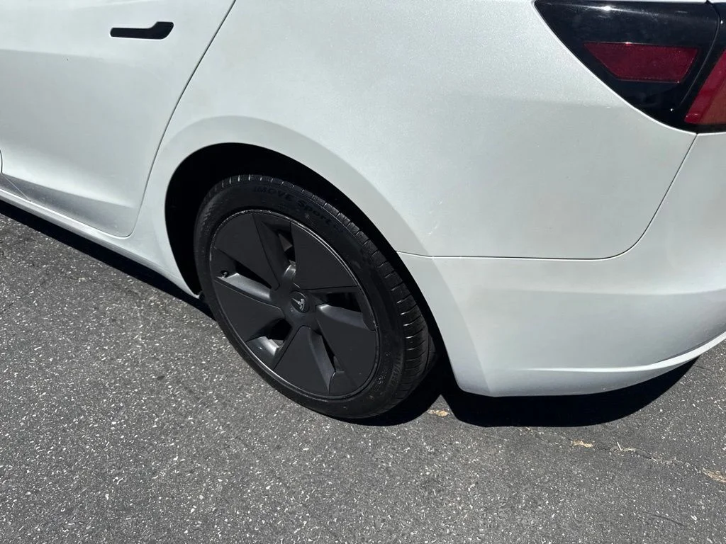 Used 2023 White Tesla Base image 7