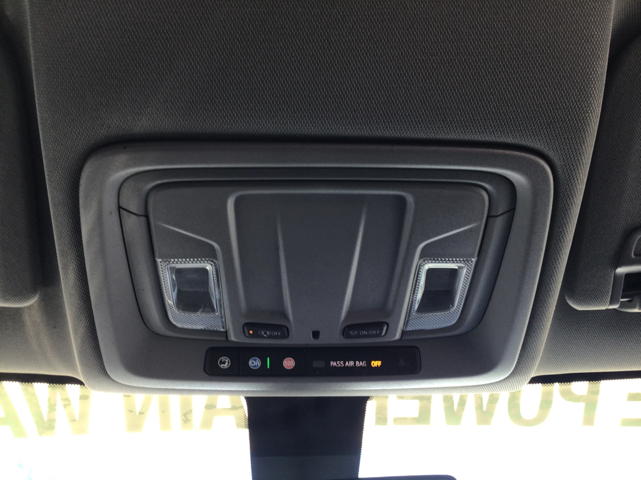 Used 2022 SUMMIT WHITE Chevrolet LT image 17