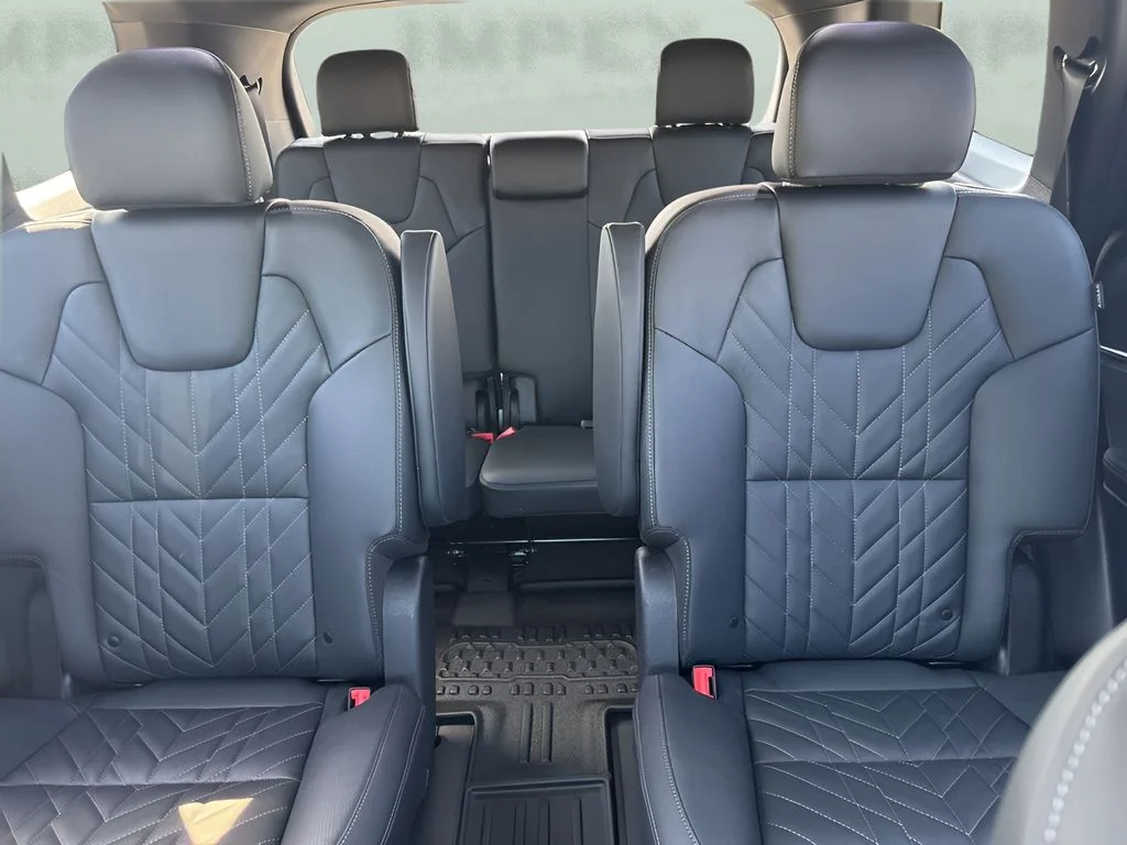 Used 2025 Gray Kia SX X-Line image 13
