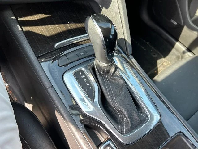 Used 2018 Black Buick Essence image 24