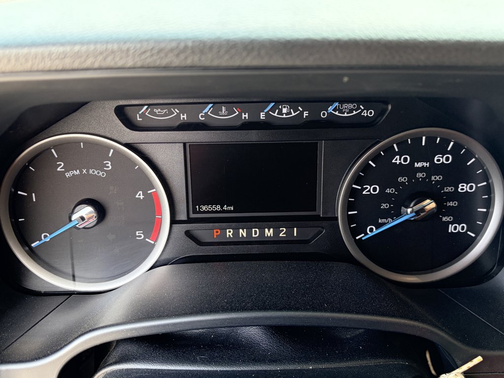 Used 2017 Oxford White Ford XLT image 11