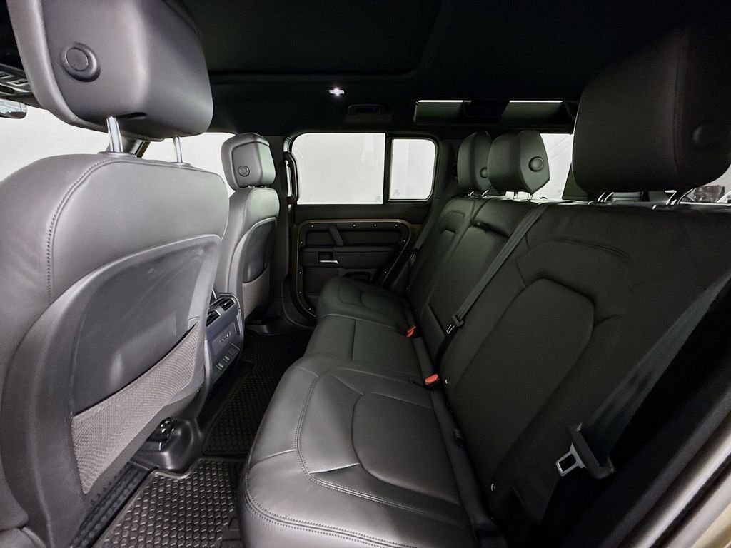 New 2026 Gondwana Stone LAND ROVER X-Dynamic SE image 21