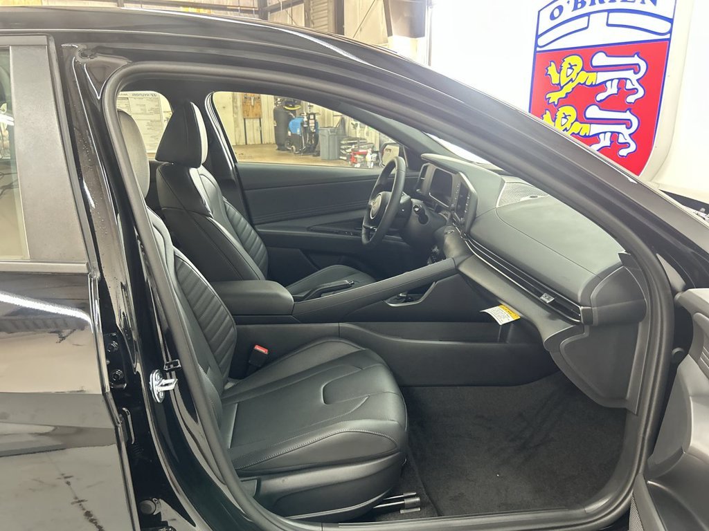 Used 2026 Abyss Black Hyundai SEL Sport image 17