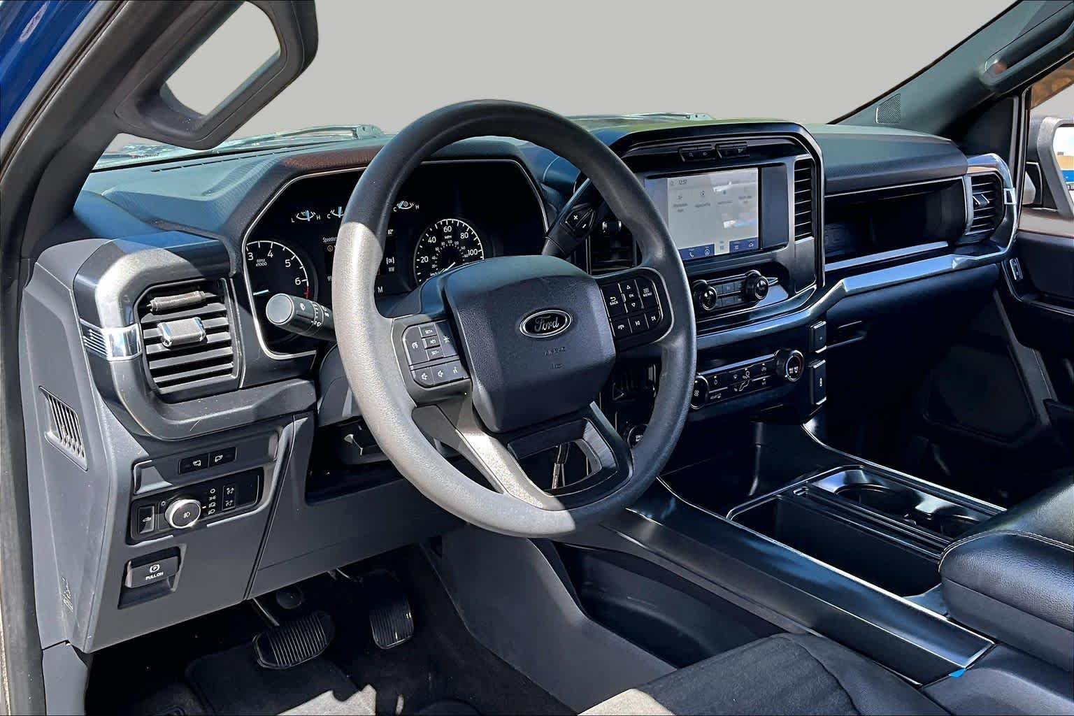 Used 2022 Atlas Blue Ford XL image 17