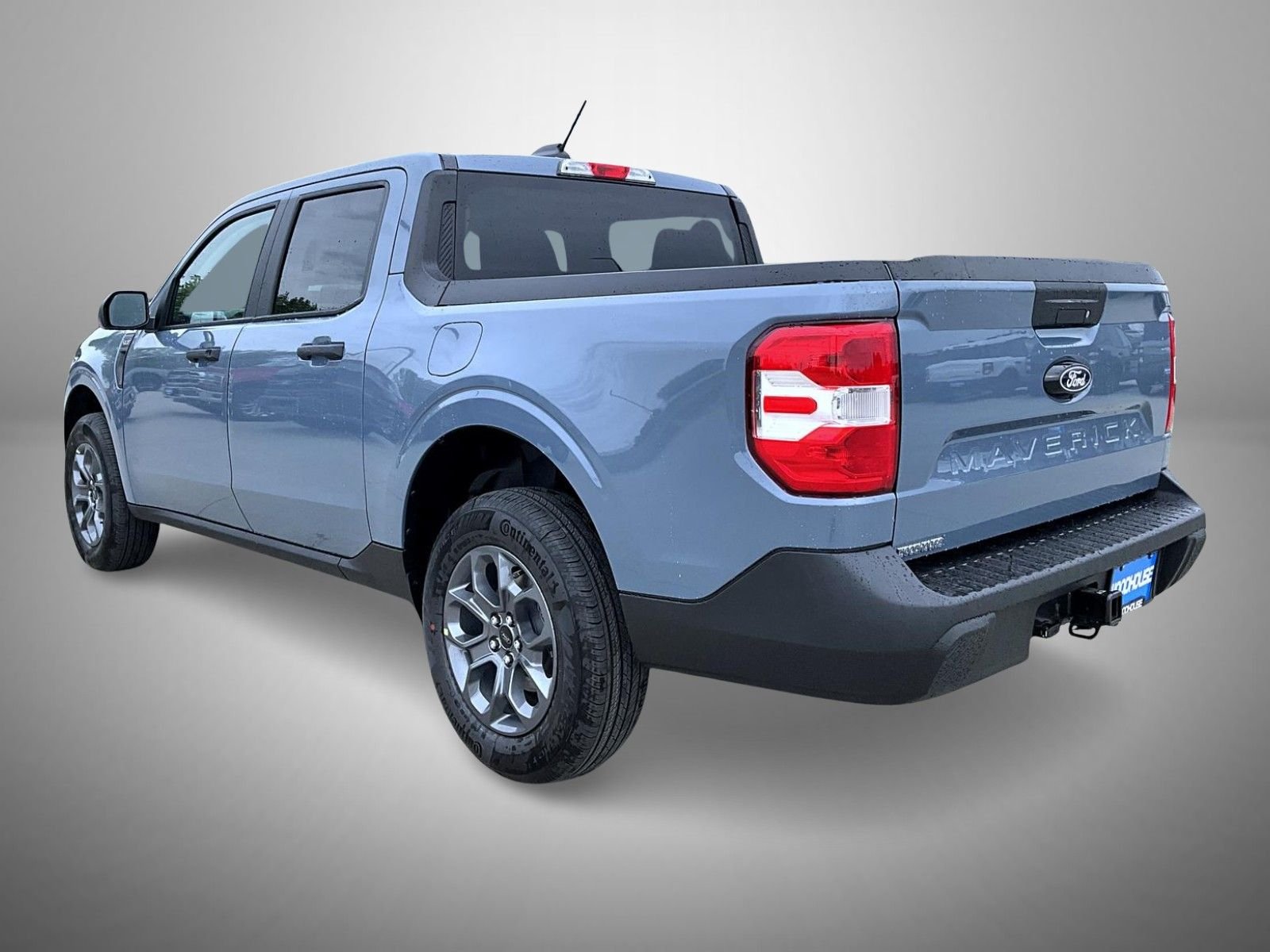 New 2026 Azure Gray Metallic Tri-Coat Ford XLT image 7