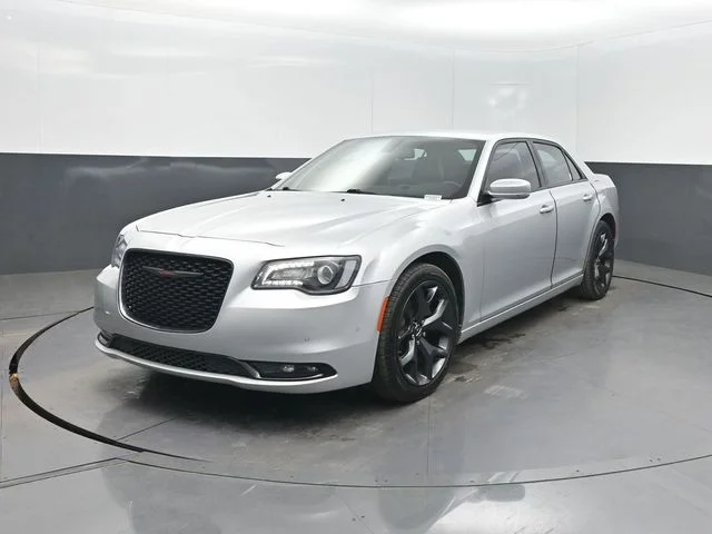 2021 Chrysler 300 S's photo