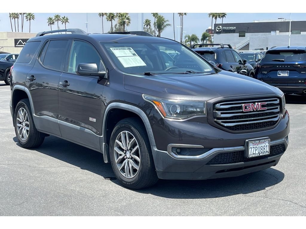 Used 2017 Iridium Metallic GMC SLE image 9