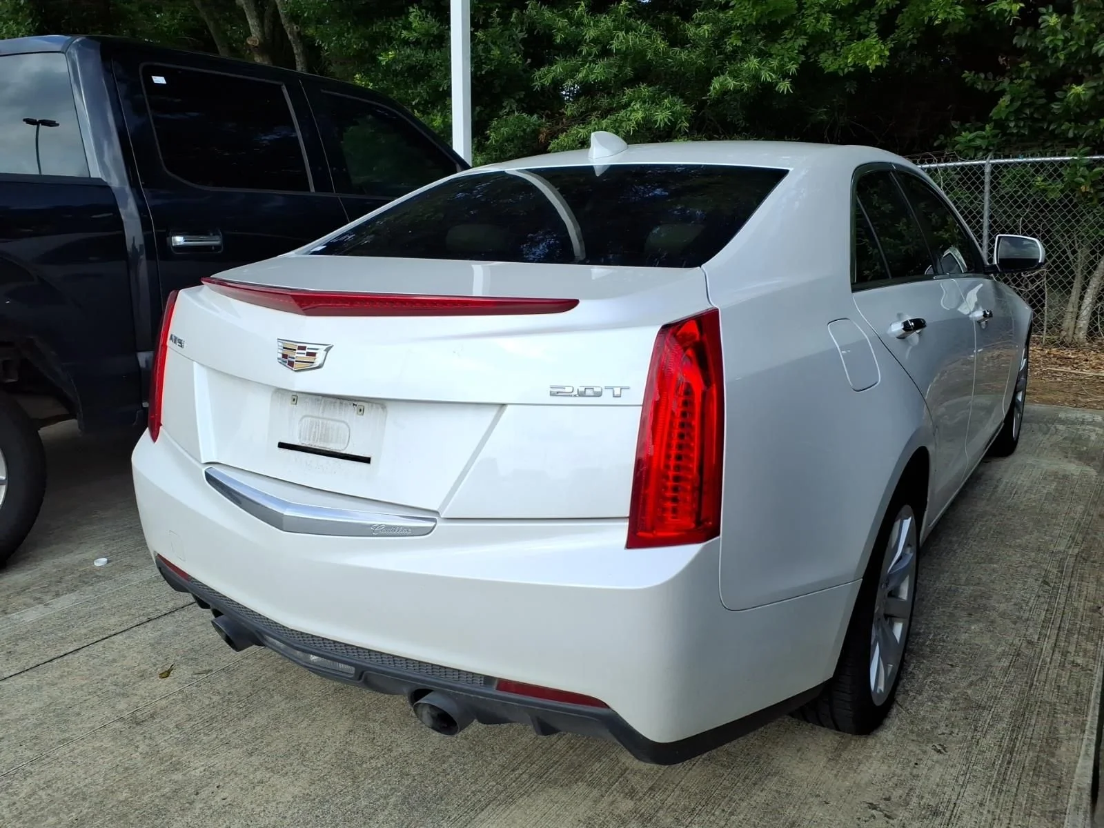 Used 2018 White Cadillac 2.0L Turbo image 6