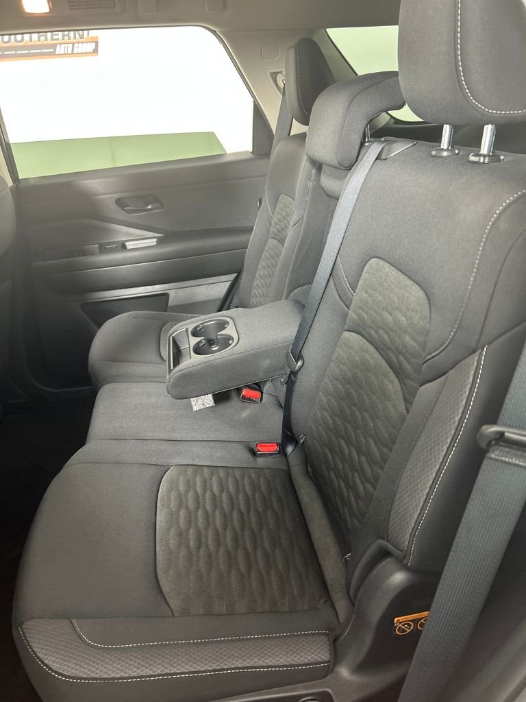 Used 2025 Silver Nissan SV image 34