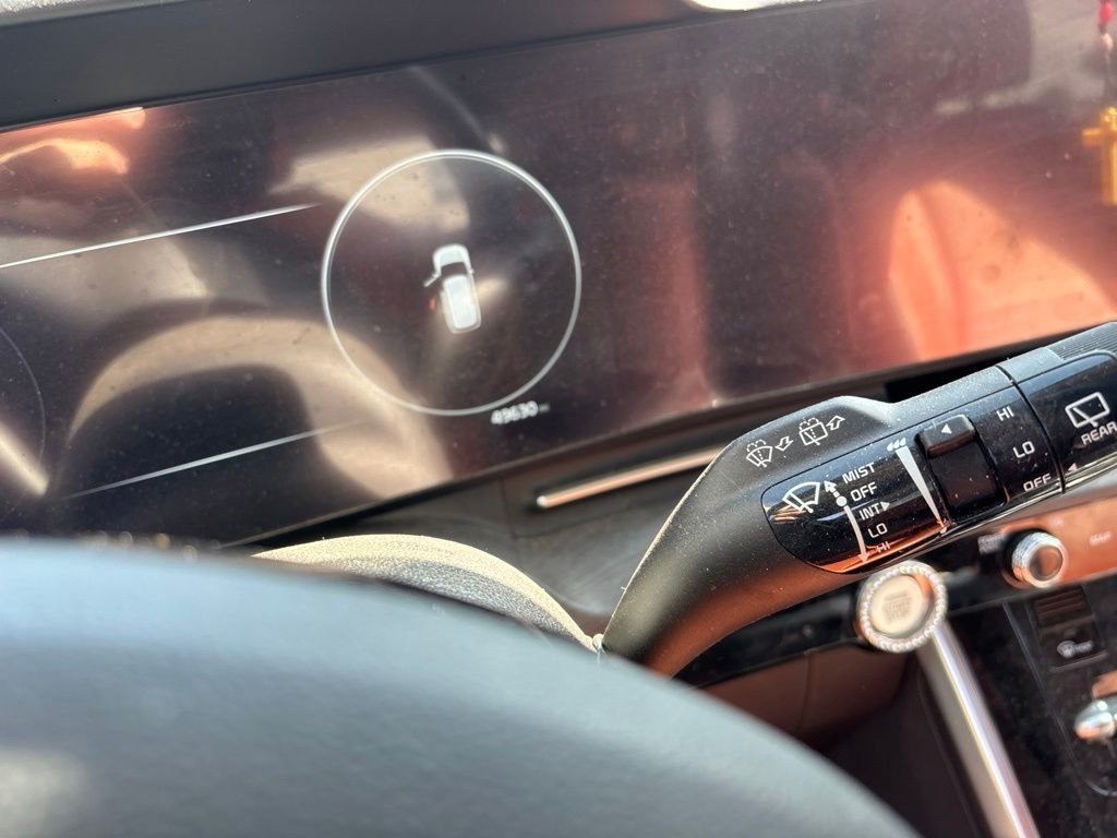 Used 2024 White Kia SX image 19