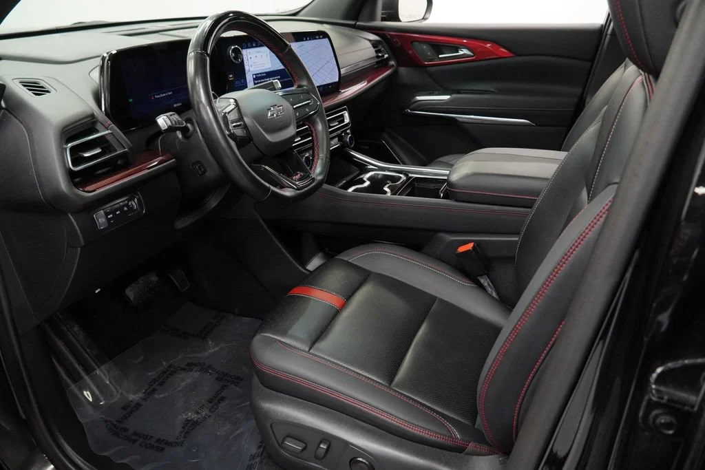 Used 2024 Mosaic Black Metallic Chevrolet RS image 11