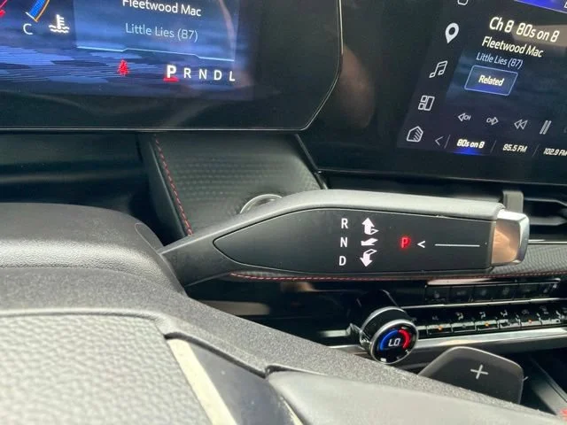Used 2025 Iridescent Pearl Tricoat Chevrolet RS image 37