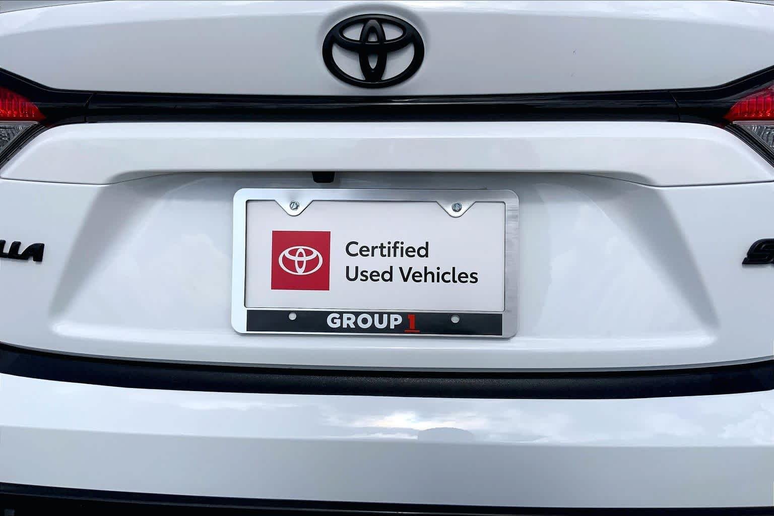 Used 2026 Ice Cap Toyota SE image 10