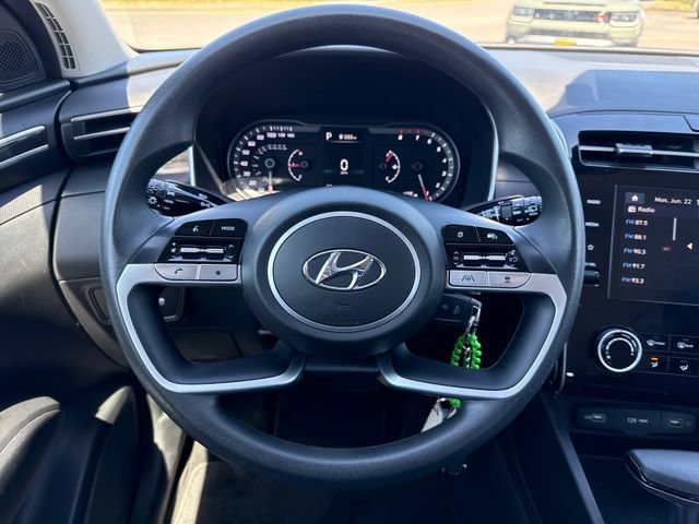 Used 2024 Black Pearl Hyundai SE image 18