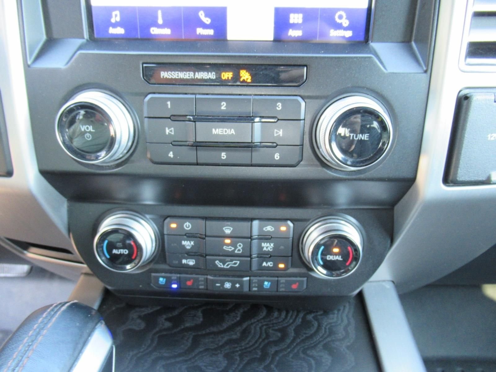 Used 2020 Blue Ford Platinum image 29