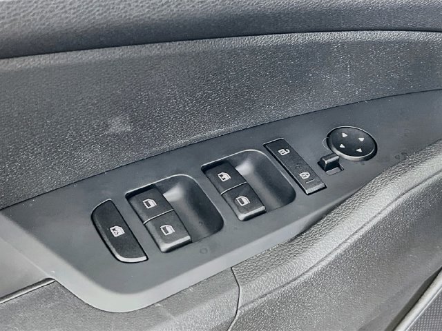 Used 2023 Steel Gray Kia LX image 9