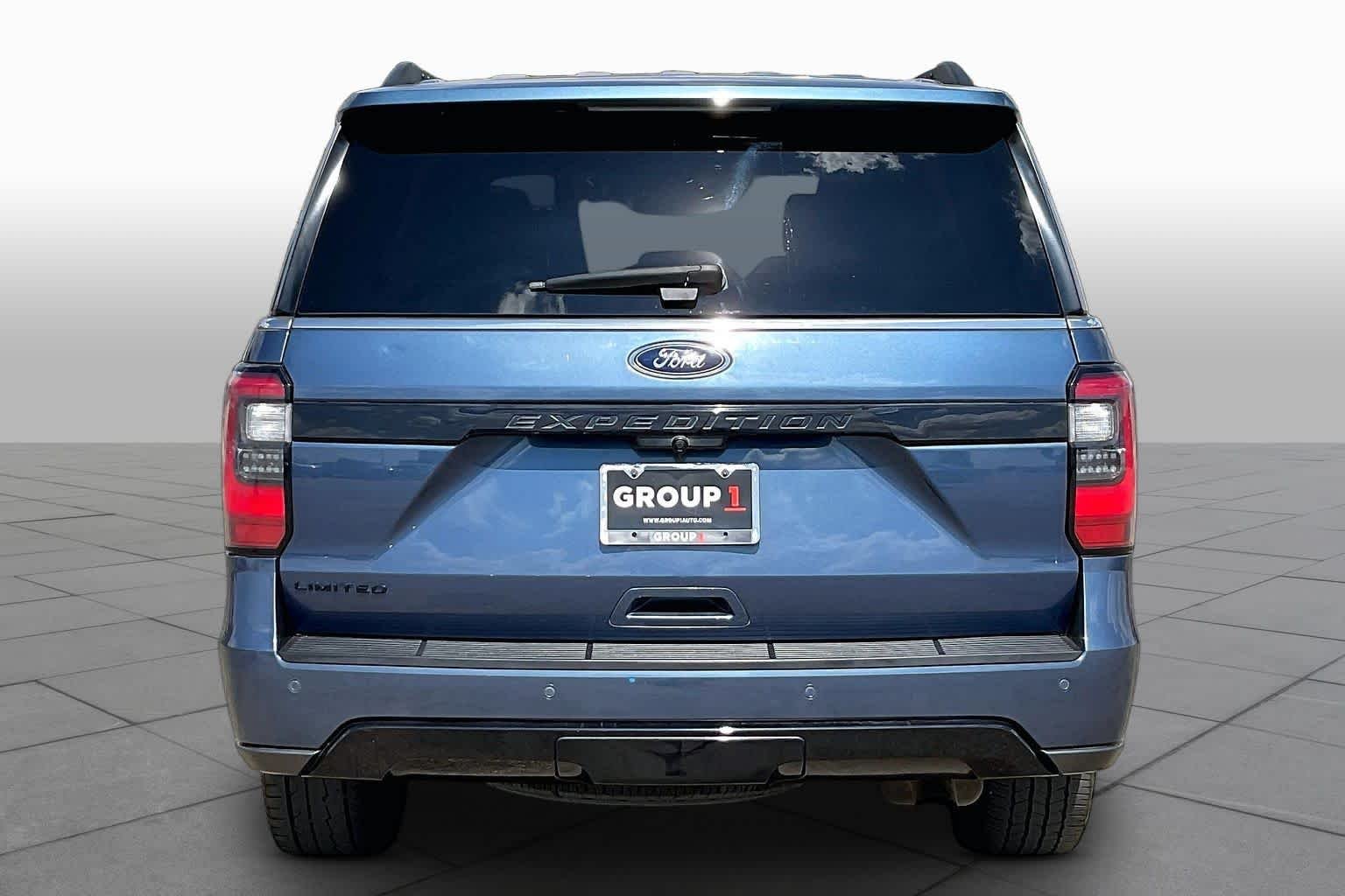 Used 2020 Blue Metallic Ford Limited image 5