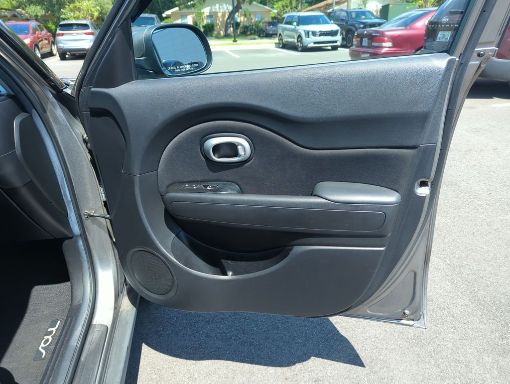 Used 2017 Gray Kia Base image 30