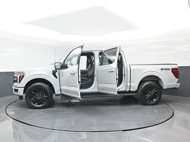 New 2026 Avalanche Ford Lariat® image 30